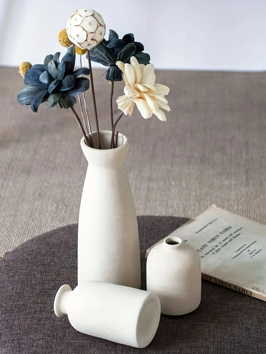 Modern Ceramic & Porcelain Vase - Set of 3